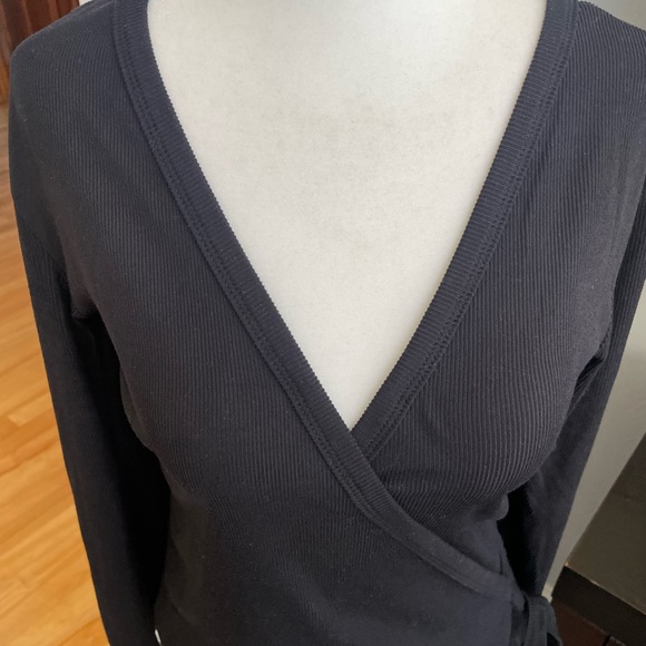 NWOT One Step Up Vintage Wrap Top - Picture 2 of 8